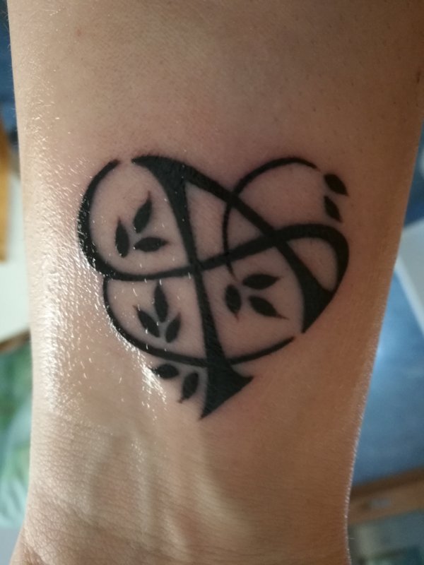 Ariadna - A heart tattoo